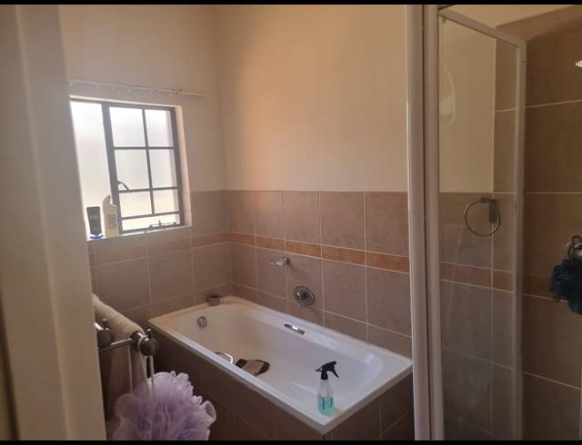 2 BEDROOM APARTMENT FOR SALE IN RYNFIELD